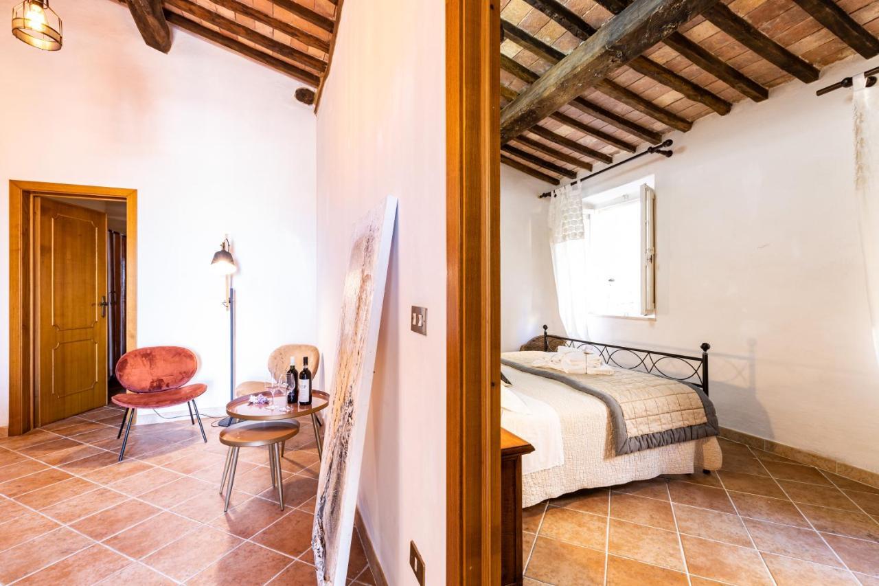 Agri Apartment La Terrazza La Ripadoro Chianni Exteriör bild