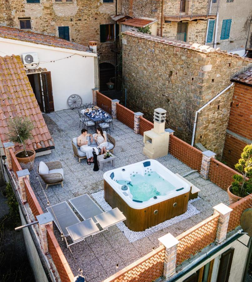 Agri Apartment La Terrazza La Ripadoro Chianni Exteriör bild