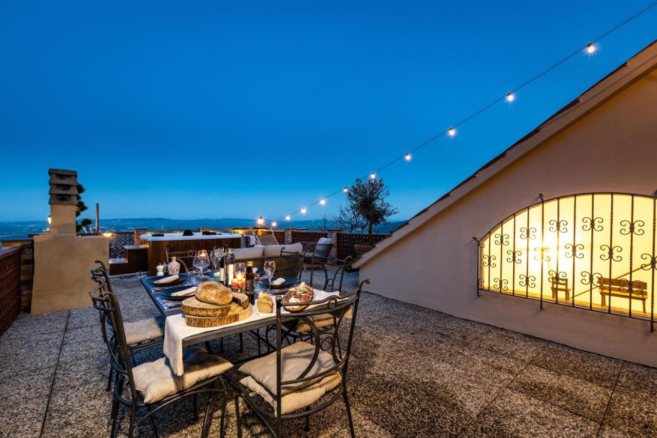 Agri Apartment La Terrazza La Ripadoro Chianni Exteriör bild